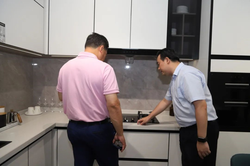 巖板家居.jpg